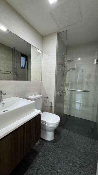 Riversound Residence, 7 Sengkang East Avenue, Hougang / Punggol / Sengkang, 2 Bedrooms, 753 sqft, Condominium For Sale, by Jean Chua, 500258344 - Bathroom - PropertyGuru.com.sg