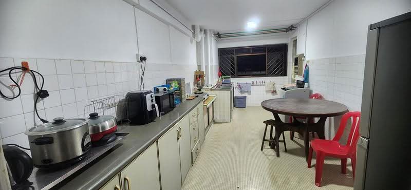 Blk 34 Cassia Crescent, Cassia Crescent, Room Rental, 129 sqft, HDB Flat For Rent, by Fiona Wang, 500258370 - Kitchen - PropertyGuru.com.sg