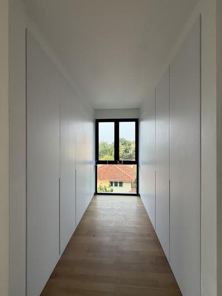 Brand New & Freehold Bungalow, 4 levels with Lift and Pool, big for 3 generations!, near Siglap centre/MRT, call 8130 3636 to view now!, East Coast / Marine Parade, 6 Bedrooms, 9,280 sqft, Bungalow House For Sale, by Kim Yan 金燕, 500258371 - Interior - PropertyGuru.com.sg