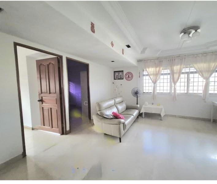 929 Tampines Street 91, 929 Tampines Street 91, Pasir Ris / Tampines, Room Rental, 200 sqft, HDB Flat For Rent, by Cindy Chew, 500258379 - Living Room - PropertyGuru.com.sg