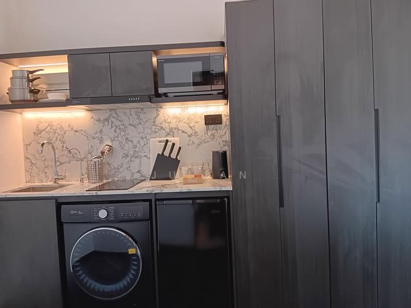 Flexible Lease, Newly Renovated Resort, Jalan Loyang Besar, Changi Airport / Changi Village, Studio, 257 sqft, Apartment For Rent, by Julian Khoo, 500258381 - Kitchen - PropertyGuru.com.sg