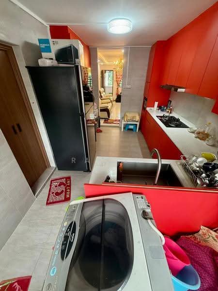 335A Smith Street, 335A Smith Street, Boat Quay / Raffles Place / Marina, Room Rental, 300 sqft, HDB Flat For Rent, by Rajesh Balasubramanian, 500258386 - Kitchen - PropertyGuru.com.sg