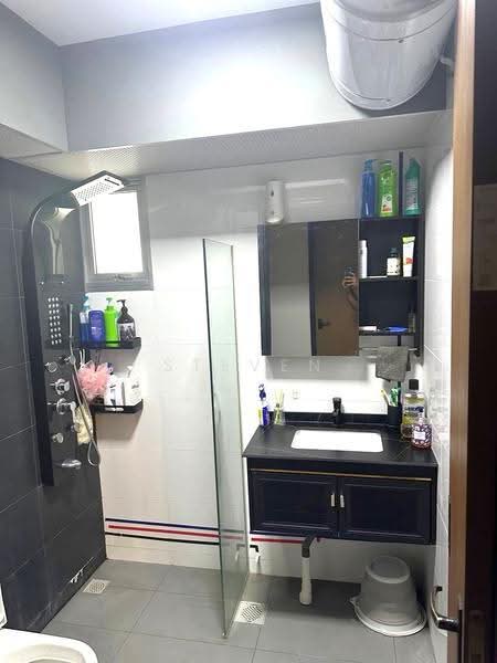 763476, 476C Yishun Street 44, Room Rental, 120 sqft, HDB Flat For Rent, by Steven Choo, 500258388 - Bathroom - PropertyGuru.com.sg