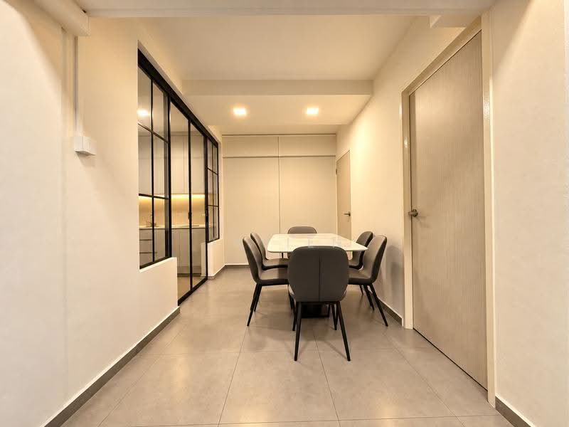 435 Hougang Avenue 8, 435 Hougang Avenue 8, Hougang / Punggol / Sengkang, 4 Bedrooms, 1,216 sqft, HDB Flat For Sale, by Javien Lee 李峙樑, 500258391 - Dining Room - PropertyGuru.com.sg