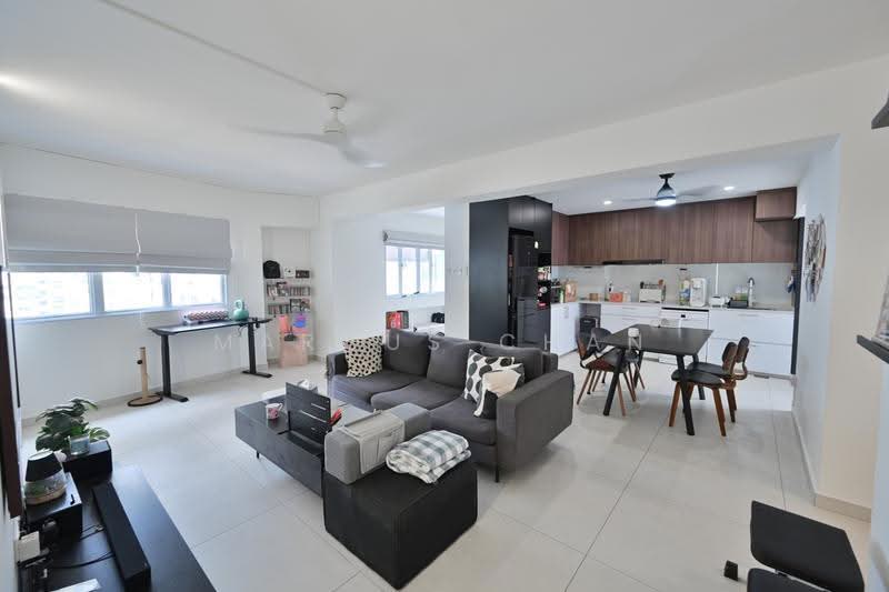 363 Woodlands Avenue 5, 363 Woodlands Avenue 5, Admiralty / Woodlands, 3 Bedrooms, 1,098 sqft, HDB Flat For Sale, by Marcus Chan, 500258396 - Living Room - PropertyGuru.com.sg