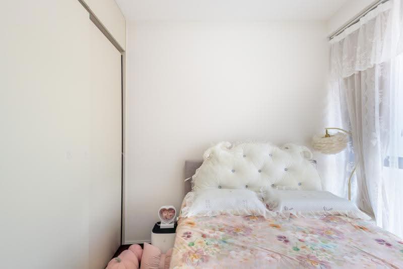 Penrose, 30 Sims Drive, Eunos / Geylang / Paya Lebar, 2 Bedrooms, 646 sqft, Condominium For Sale, by Bernard Ng 黄俊凯, 500258400 - Bedroom - PropertyGuru.com.sg
