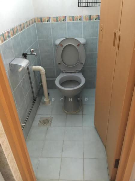 57 Geylang Bahru, 57 Geylang Bahru, Balestier / Toa Payoh, 3 Bedrooms, 65 sqft, HDB Flat For Rent, by Archer Tan C H, 500258408 - Bathroom - PropertyGuru.com.sg