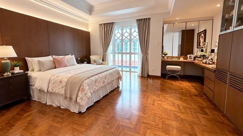Limau Garden, Limau Garden, Bedok / Upper East Coast, 6 Bedrooms, 3,900 sqft, Semi-Detached House For Sale, by Clifton Toh (阿杜), 500258410 - Master Bedroom - PropertyGuru.com.sg