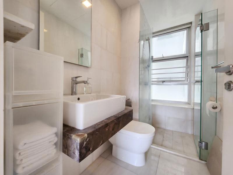 Cairnhill Residences, 31 Cairnhill Circle, Orchard / River Valley, 3 Bedrooms, 1,173 sqft, Apartment For Rent, by Diana Teow, 500258418 - Bathroom - PropertyGuru.com.sg