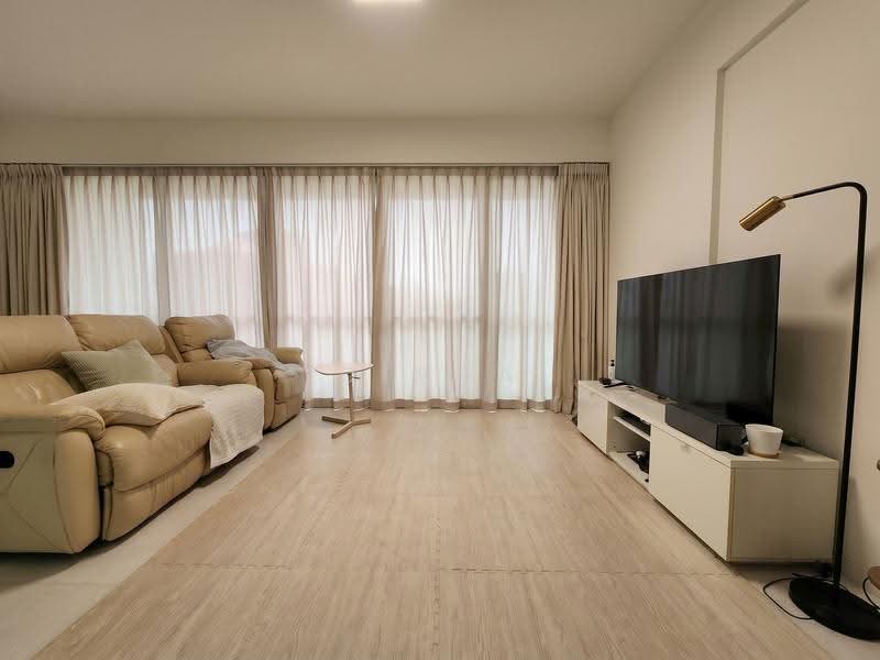 Cairnhill Residences, 31 Cairnhill Circle, Orchard / River Valley, 3 Bedrooms, 1,173 sqft, Apartment For Rent, by Diana Teow, 500258418 - Living Room - PropertyGuru.com.sg