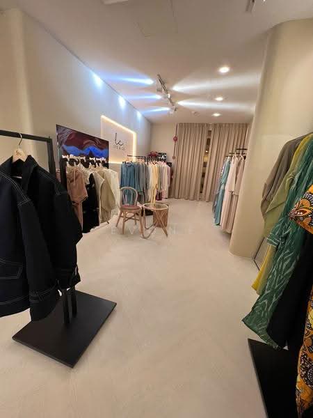 Shop at 2 level Joo Chiat Road near Joo Chiat Complex, Joo Chiat Road, East Coast / Marine Parade, 1,000 sqft, Shop / Shophouse For Rent, by Evone Yap, 500258444 - Interior - CommercialGuru.com.sg