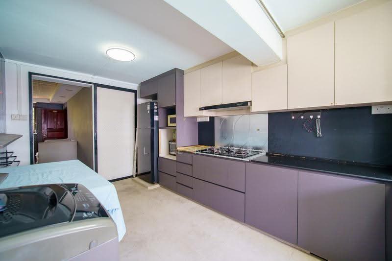 23 Telok Blangah Crescent, 23 Telok Blangah Crescent, Harbourfront / Telok Blangah, 3 Bedrooms, 882 sqft, HDB Flat For Sale, by KENNETH CHUA, 500258463 - Kitchen - PropertyGuru.com.sg