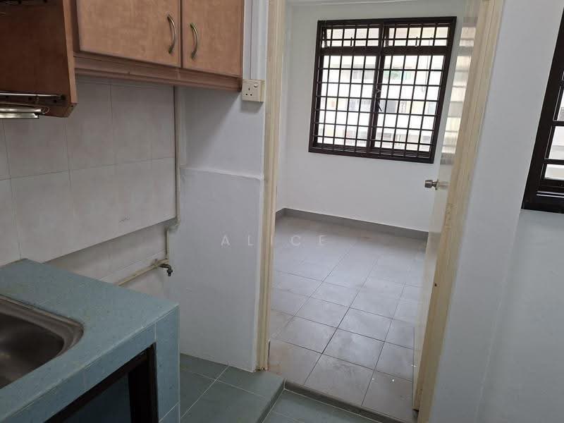 91 Lorong 3 Toa Payoh, 91 Lorong 3 Toa Payoh, Balestier / Toa Payoh, 2 Bedrooms, 732 sqft, HDB Flat For Sale, by Alice Yap, 500258496 - Kitchen - PropertyGuru.com.sg