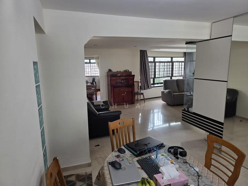 698B Hougang Street 61, 698B Hougang Street 61, Hougang / Punggol / Sengkang, 3 Bedrooms, 1,291 sqft, HDB Flat For Rent, by Chua Kwang Hao, 500258526 - Living Room - PropertyGuru.com.sg