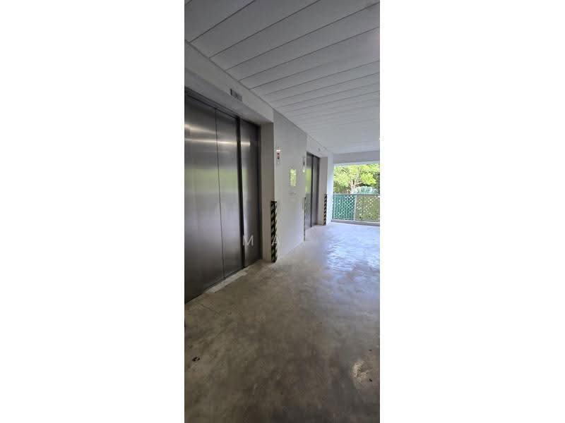 Cleantech One, 1 Cleantech Loop, Boon Lay / Jurong / Tuas, 6,695 sqft, Light Industrial (B1) For Rent, by Max Koh, 500258528 - Corridor - CommercialGuru.com.sg
