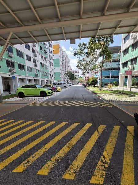 749 Jurong West Street 73, 749 Jurong West Street 73, Boon Lay / Jurong / Tuas, 3 Bedrooms, 1,119 sqft, HDB Flat For Sale, by Tracy Wang, 500258535 - Exterior - PropertyGuru.com.sg