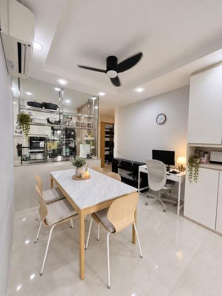 High Park Residences, 29 Fernvale Road, Seletar / Yio Chu Kang, 3 Bedrooms, 980 sqft, Condominium For Sale, by Lizzy Zhou, 500258543 - Dining Room - PropertyGuru.com.sg