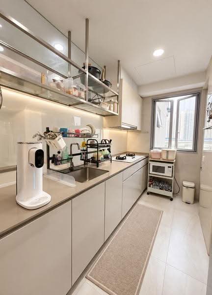 High Park Residences, 29 Fernvale Road, Seletar / Yio Chu Kang, 3 Bedrooms, 980 sqft, Condominium For Sale, by Lizzy Zhou, 500258543 - Kitchen - PropertyGuru.com.sg