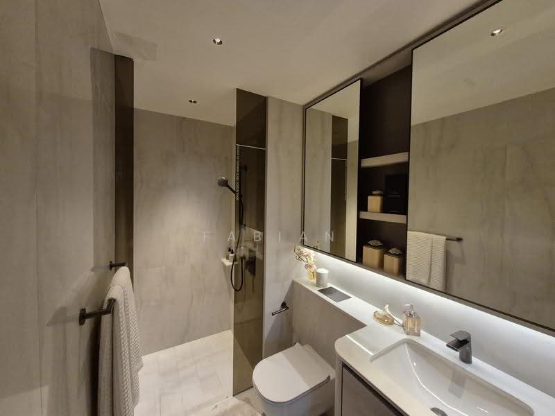 Undervalued Freehold, East Coast / Marine Parade, 5 Bedrooms, 1,905 sqft, Condominium For Sale, by Fabian Tan, 500258557 - Bathroom - PropertyGuru.com.sg