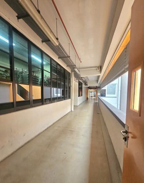 Tai Seng MRT 9056sf & 1982sf benson9o36.5ooo, Tai seng, Eunos / Geylang / Paya Lebar, 5,000 sqft, Light Industrial (B1) For Rent, by Benson Chan, 500258577 - Corridor - CommercialGuru.com.sg