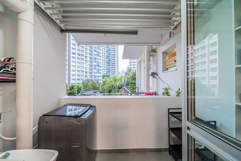 422B Northshore Drive, 422B Northshore Drive, Hougang / Punggol / Sengkang, 4 Bedrooms, 1,216 sqft, HDB Flat For Sale, by Tan Kwan Yick, 500258581 - Balcony - PropertyGuru.com.sg