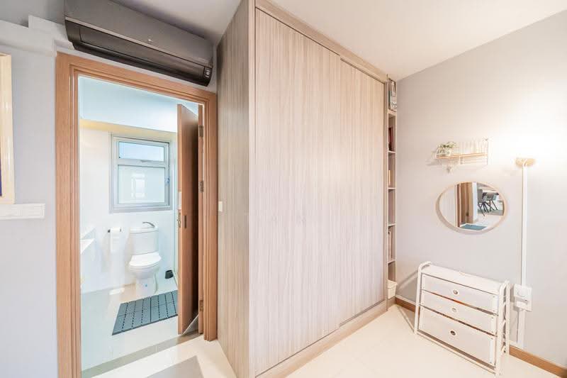422B Northshore Drive, 422B Northshore Drive, Hougang / Punggol / Sengkang, 4 Bedrooms, 1,216 sqft, HDB Flat For Sale, by Tan Kwan Yick, 500258581 - Bathroom - PropertyGuru.com.sg