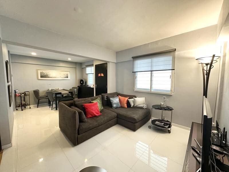 584 Cheng San Court, 584 Ang Mo Kio Avenue 3, Ang Mo Kio / Bishan / Thomson, 2 Bedrooms, 721 sqft, HDB Flat For Sale, by Er Lin, 500258588 - PropertyGuru.com.sg