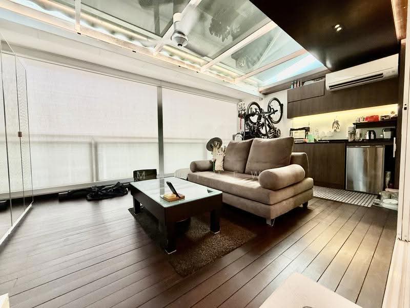 The Esparis, 7 Pasir Ris Drive 4, Pasir Ris / Tampines, 4 Bedrooms, 2,443 sqft, Condominium For Sale, by Matthew Ho, 500258590 - Living Room - PropertyGuru.com.sg