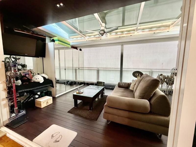 The Esparis, 7 Pasir Ris Drive 4, Pasir Ris / Tampines, 4 Bedrooms, 2,443 sqft, Condominium For Sale, by Matthew Ho, 500258590 - Living Room - PropertyGuru.com.sg