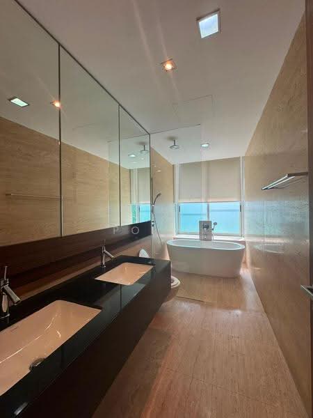 Vanda Crescent, Vanda Crescent, Newton / Novena, 5 Bedrooms, 4,842 sqft, Semi-Detached House For Sale, by Polly Ning 甯麗雄, 500258615 - Bathroom - PropertyGuru.com.sg