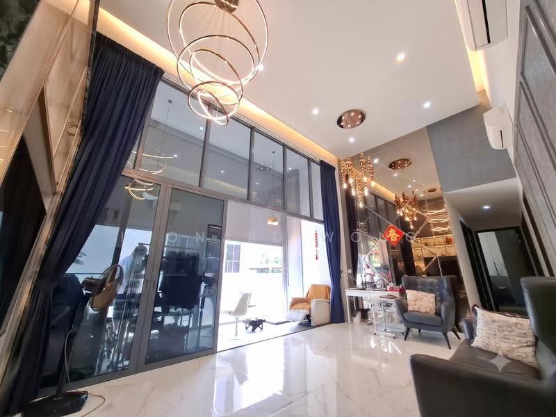 The Lilium, 33 How Sun Road, Hougang / Punggol / Sengkang, 4 Bedrooms, 1,356 sqft, Condominium For Sale, by Leonard Wong, 500258619 - Living Room - PropertyGuru.com.sg