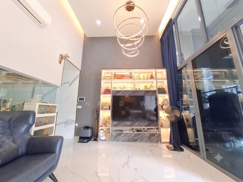 The Lilium, 33 How Sun Road, Hougang / Punggol / Sengkang, 4 Bedrooms, 1,356 sqft, Condominium For Sale, by Leonard Wong, 500258619 - Living Room - PropertyGuru.com.sg