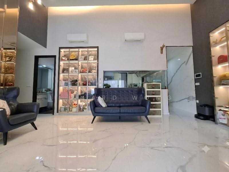The Lilium, 33 How Sun Road, Hougang / Punggol / Sengkang, 4 Bedrooms, 1,356 sqft, Condominium For Sale, by Leonard Wong, 500258619 - Living Room - PropertyGuru.com.sg