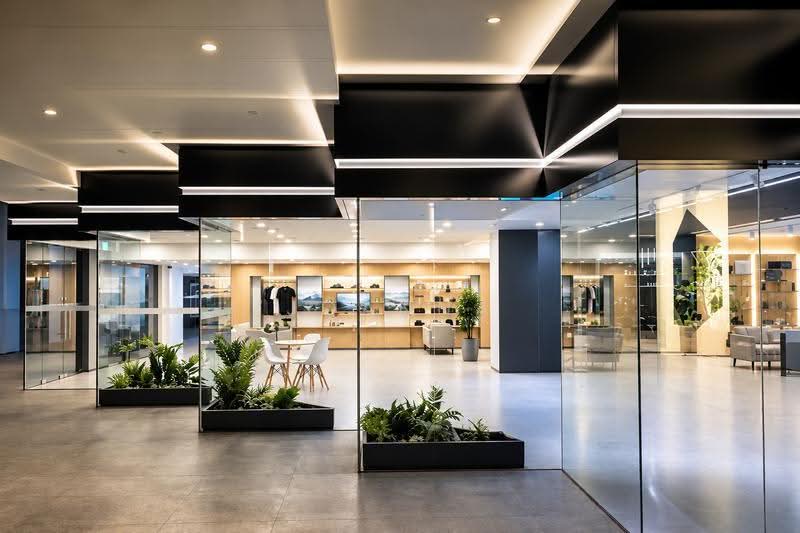 Dual Full Glass Frontages, Street Level, Along Robinson Road, Chinatown / Tanjong Pagar, 3,832 sqft, Other Retail For Rent, by Joanna Zhou, 500258640 - Interior - CommercialGuru.com.sg