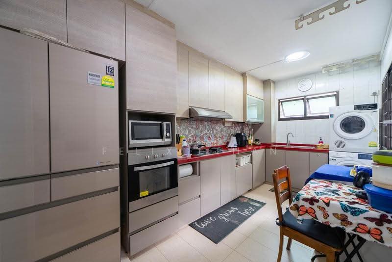 122E Rivervale Drive, 122E Rivervale Drive, Hougang / Punggol / Sengkang, 3 Bedrooms, 1,184 sqft, HDB Flat For Sale, by Felix Ethan Tan 陈柏钧, 500258663 - Kitchen - PropertyGuru.com.sg