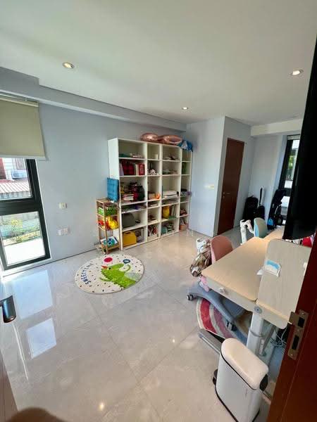 Braddell Heights Estate, Matlock Rise, Macpherson / Potong Pasir, 8 Bedrooms, 6,000 sqft, Bungalow House For Rent, by SG Yong, 500258669 - Study - PropertyGuru.com.sg