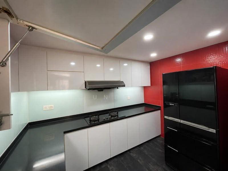 Palm Gardens, 3 Hong San Walk, Dairy Farm / Bukit Panjang / Choa Chu Kang, 3 Bedrooms, 1,216 sqft, Condominium For Sale, by Junese See, 500258680 - Kitchen - PropertyGuru.com.sg
