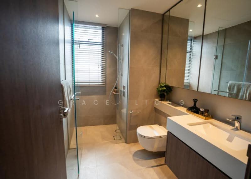 Terra Hill, 18 Yew Siang Road, Buona Vista / West Coast / Clementi New Town, 4 Bedrooms, 1,830 sqft, Condominium For Sale, by Grace LIONG 梁礜從, 500258686 - Bathroom - PropertyGuru.com.sg