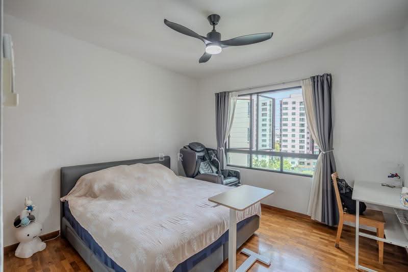 Woodsvale, 11 Woodlands Drive 72, Admiralty / Woodlands, 3 Bedrooms, 1,292 sqft, Condominium For Sale, by Brian Lee, 500258692 - Bedroom - PropertyGuru.com.sg