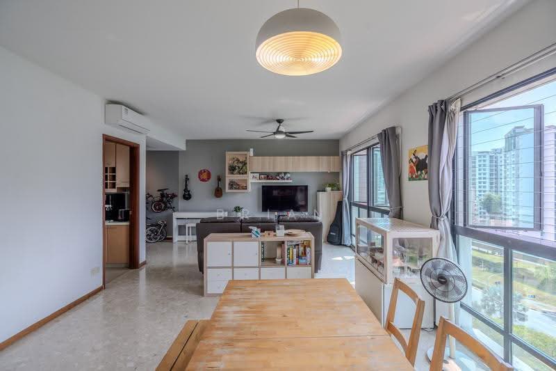 Woodsvale, 11 Woodlands Drive 72, Admiralty / Woodlands, 3 Bedrooms, 1,292 sqft, Condominium For Sale, by Brian Lee, 500258692 - Living Room - PropertyGuru.com.sg