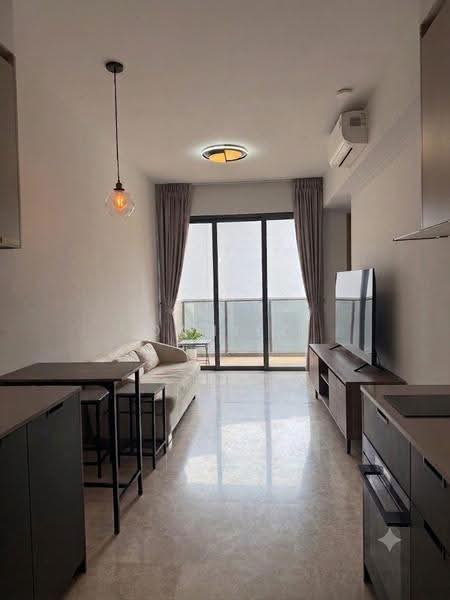 Haus On Handy, 28 Handy Road, Orchard / River Valley, 2 Bedrooms, 624 sqft, Condominium For Sale, by Daniel Ong, 500258716 - Living Room - PropertyGuru.com.sg