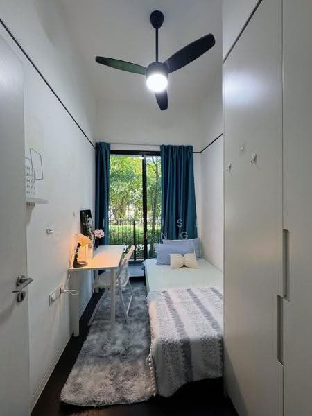 Village @ Pasir Panjang, 463 Pasir Panjang Road, Buona Vista / West Coast / Clementi New Town, Room Rental, 100 sqft, Condominium For Rent, by ling, 500258724 - Bedroom - PropertyGuru.com.sg