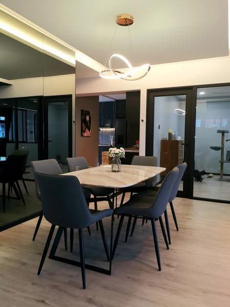 203 Pasir Ris Street 21, 203 Pasir Ris Street 21, Pasir Ris / Tampines, 4 Bedrooms, 1,582 sqft, HDB Flat For Sale, by Esther Cai, 500258725 - Dining Room - PropertyGuru.com.sg