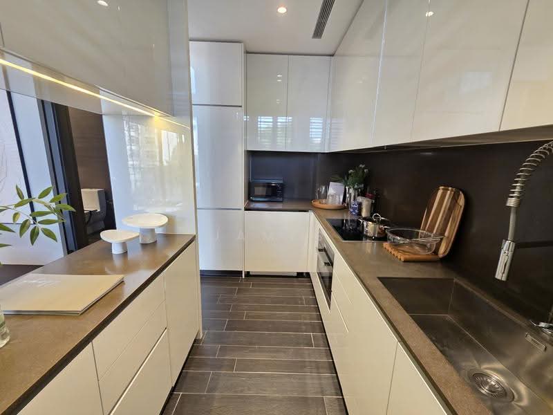 Lloyd SixtyFive, 65 Lloyd Road, Orchard / River Valley, 3 Bedrooms, 1,808 sqft, Condominium For Sale, by James Seah, 500258730 - Kitchen - PropertyGuru.com.sg