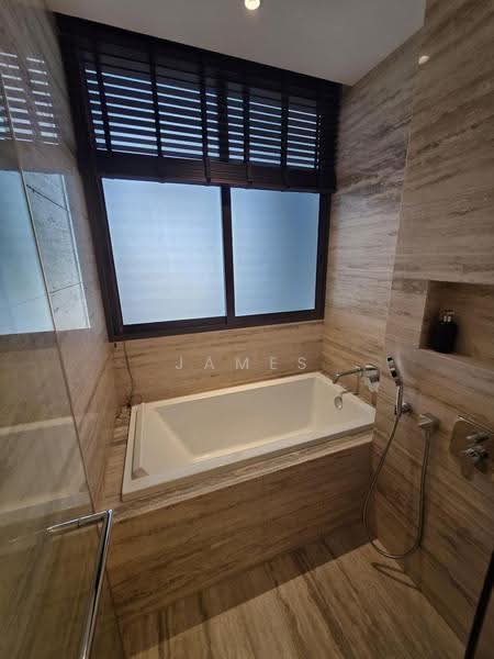 Lloyd SixtyFive, 65 Lloyd Road, Orchard / River Valley, 3 Bedrooms, 1,808 sqft, Condominium For Sale, by James Seah, 500258730 - Bathroom - PropertyGuru.com.sg