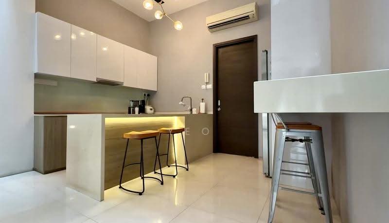 Sembawang Hills Estate, Seraya Crescent, Ang Mo Kio / Bishan / Thomson, 6 Bedrooms, 3,000 sqft, Terraced House For Sale, by YEO Yong Huat, 500258738 - Kitchen - PropertyGuru.com.sg