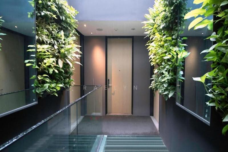 CHEAP BOUTIQUE HOTEL! Below $1M/Key Near Clarke Quay MRT, Hongkong street | Clark Quay | Boat Quay, Boat Quay / Raffles Place / Marina, 8,872 sqft, Shop / Shophouse For Sale, by Raelyn Lee, 500258745 - Entrance - CommercialGuru.com.sg