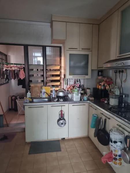 Master Bedroom for rent in 17 Telok Blanks Crescent, 099, , Room Rental, 155 sqft, HDB Flat For Rent, by Nickson Guay, 500258762 - Kitchen - PropertyGuru.com.sg