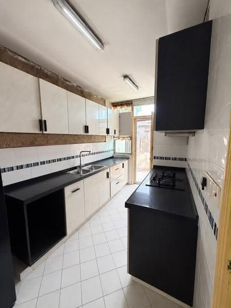 52 westwood Avenue, Boon Lay / Jurong / Tuas, Room Rental, 150 sqft, Terraced House For Rent, by Adrian Lee 李俊汶, 500258763 - Kitchen - PropertyGuru.com.sg