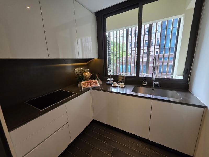Lloyd SixtyFive, 65 Lloyd Road, Orchard / River Valley, 3 Bedrooms, 2,422 sqft, Condominium For Sale, by James Seah, 500258764 - PropertyGuru.com.sg